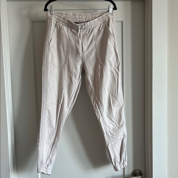 Athleta Farallon Joggers Size 8 - Picture 1 of 4